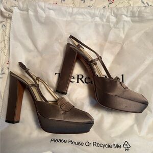 Elegant grey/brown Slingback Heels